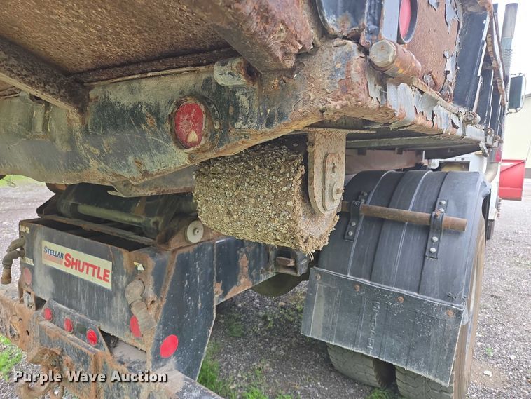 image for item EF1557 2003 Freightliner FL80 hook lift truck