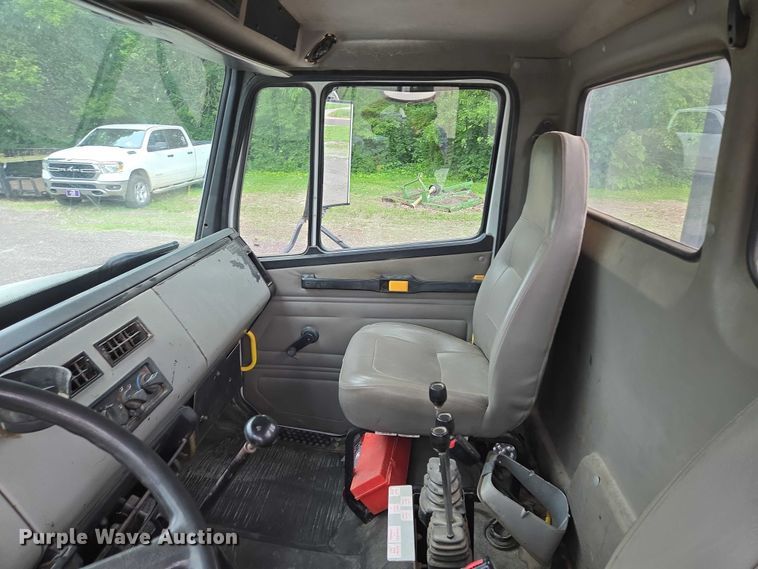 image for item EF1557 2003 Freightliner FL80 hook lift truck