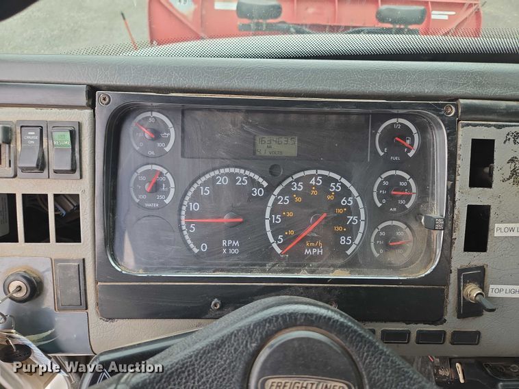 image for item EF1557 2003 Freightliner FL80 hook lift truck