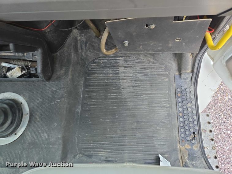 image for item EF1557 2003 Freightliner FL80 hook lift truck