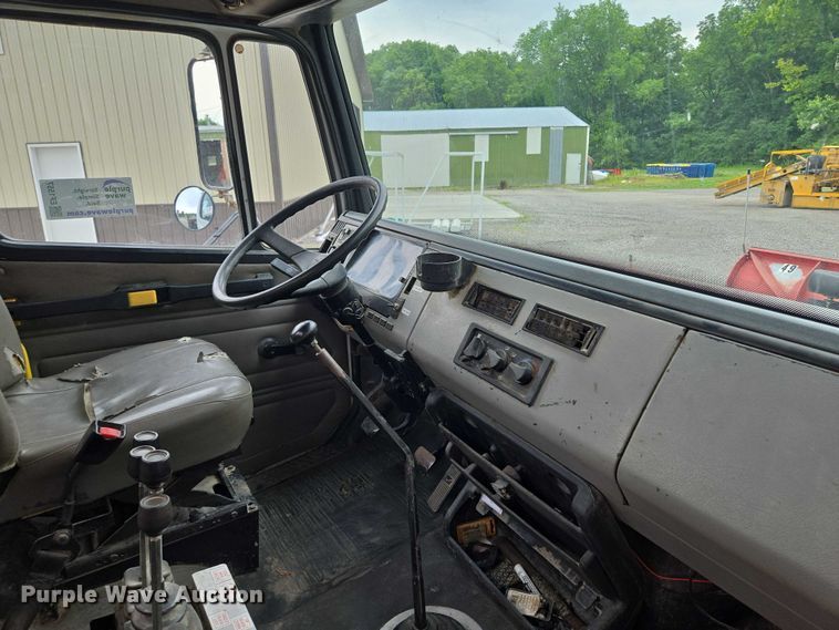 image for item EF1557 2003 Freightliner FL80 hook lift truck