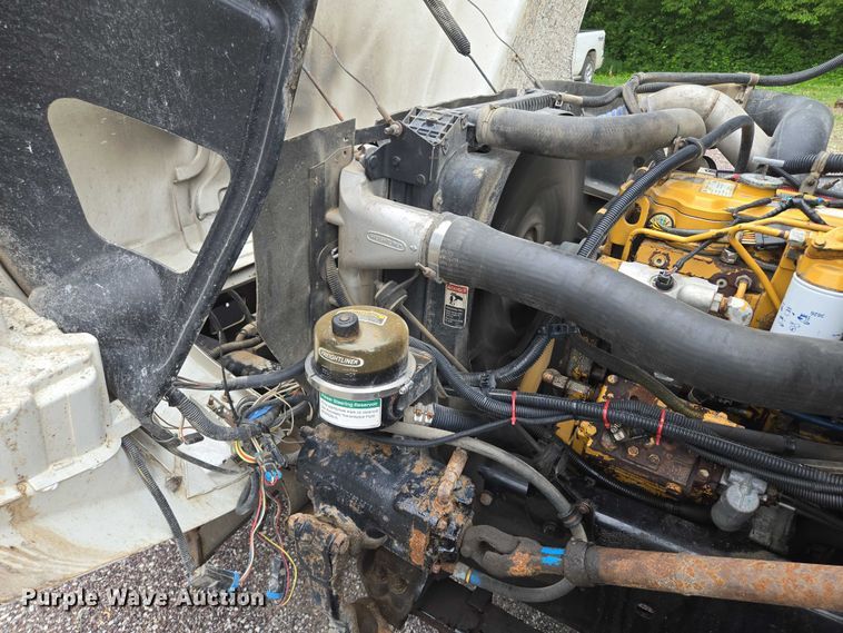 image for item EF1557 2003 Freightliner FL80 hook lift truck