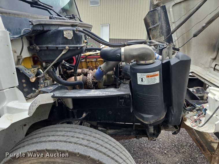 image for item EF1557 2003 Freightliner FL80 hook lift truck