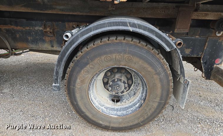 image for item EF1557 2003 Freightliner FL80 hook lift truck