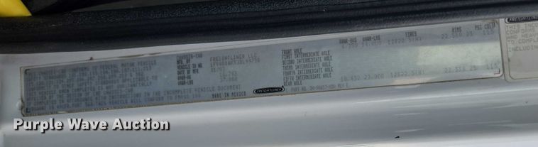 image for item EF1557 2003 Freightliner FL80 hook lift truck