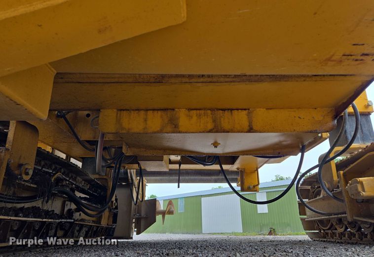 image for item EF1558 Gomaco GT-6200 slipform paver