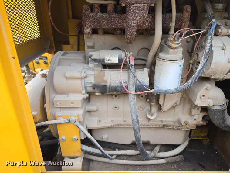 image for item EF1558 Gomaco GT-6200 slipform paver