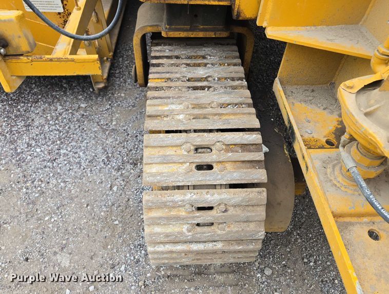 image for item EF1558 Gomaco GT-6200 slipform paver