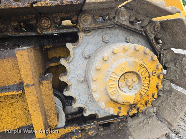 image for item EF1558 Gomaco GT-6200 slipform paver