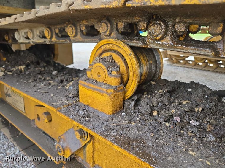 image for item EF1558 Gomaco GT-6200 slipform paver