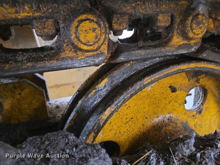 image for item EF1558 Gomaco GT-6200 slipform paver