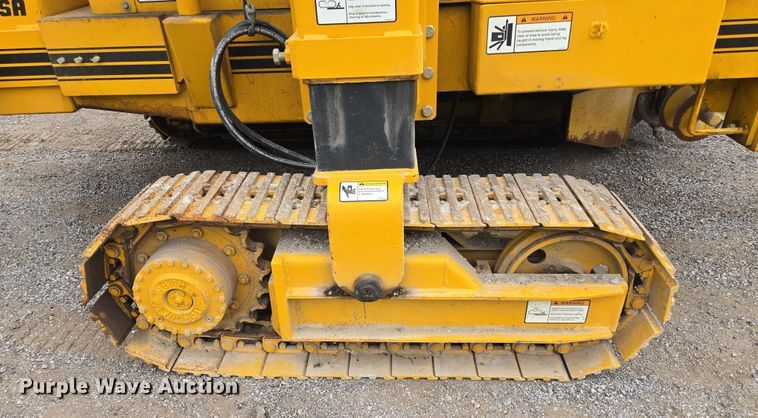 image for item EF1558 Gomaco GT-6200 slipform paver