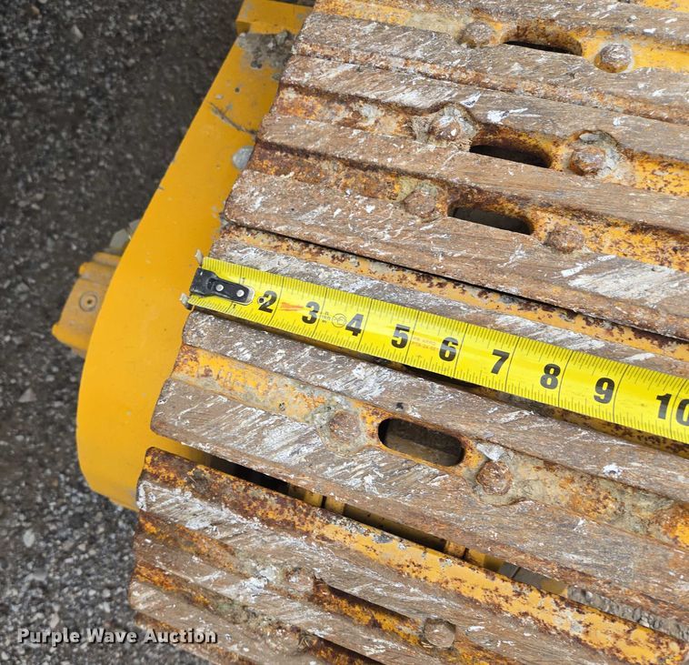 image for item EF1558 Gomaco GT-6200 slipform paver