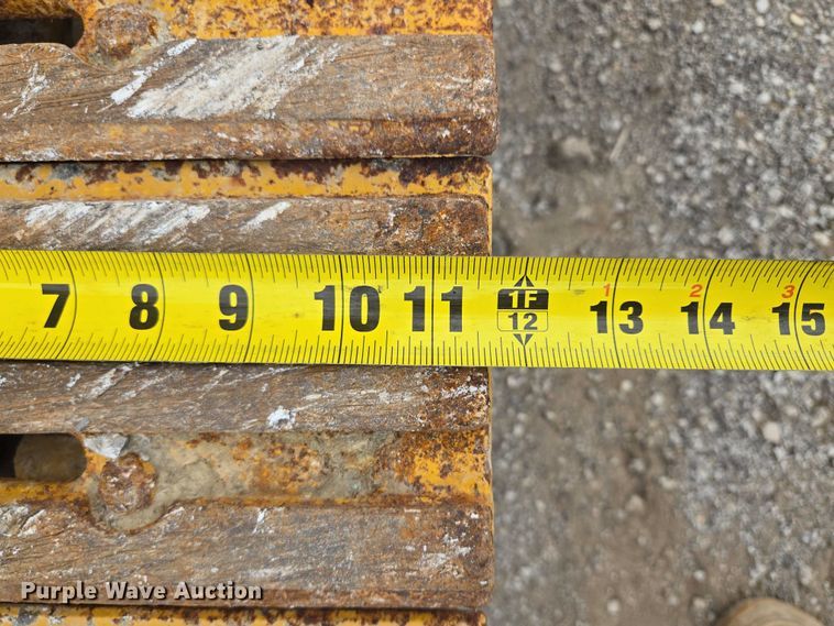 image for item EF1558 Gomaco GT-6200 slipform paver