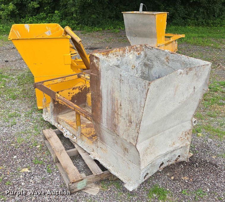 image for item EF1558 Gomaco GT-6200 slipform paver