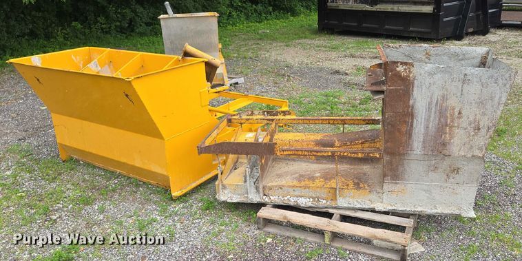 image for item EF1558 Gomaco GT-6200 slipform paver