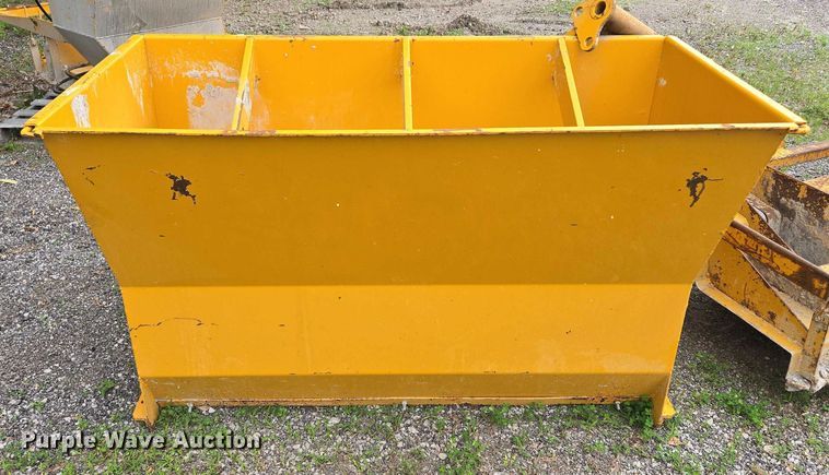 image for item EF1558 Gomaco GT-6200 slipform paver