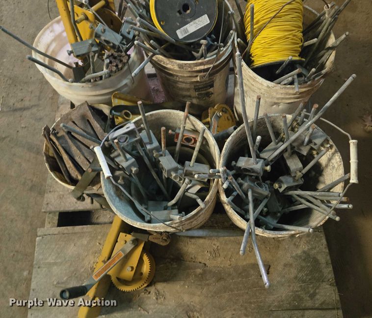 image for item EF1558 Gomaco GT-6200 slipform paver