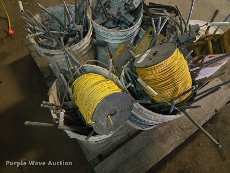 image for item EF1558 Gomaco GT-6200 slipform paver