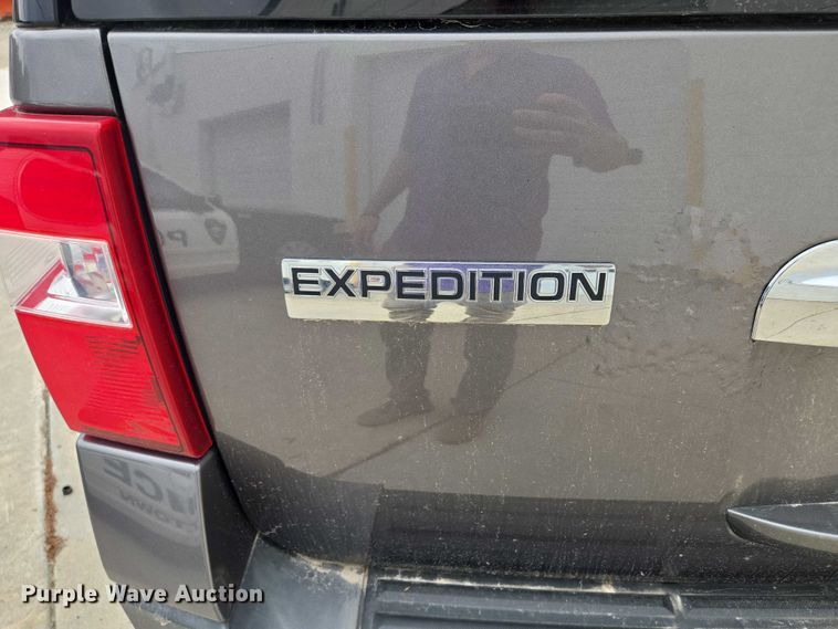 image for item EF1566 2011 Ford Expedition XLT SUV