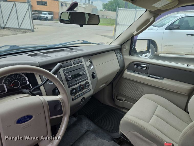image for item EF1566 2011 Ford Expedition XLT SUV