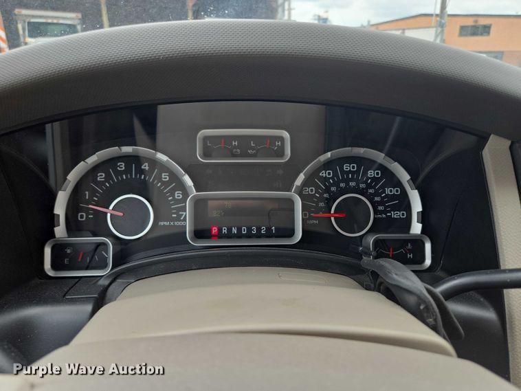image for item EF1566 2011 Ford Expedition XLT SUV