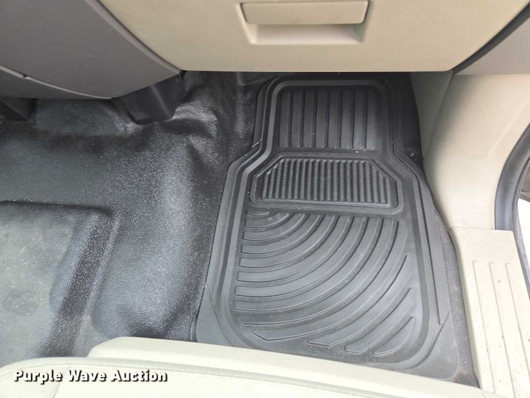 image for item EF1566 2011 Ford Expedition XLT SUV