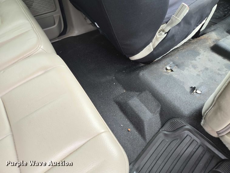 image for item EF1566 2011 Ford Expedition XLT SUV