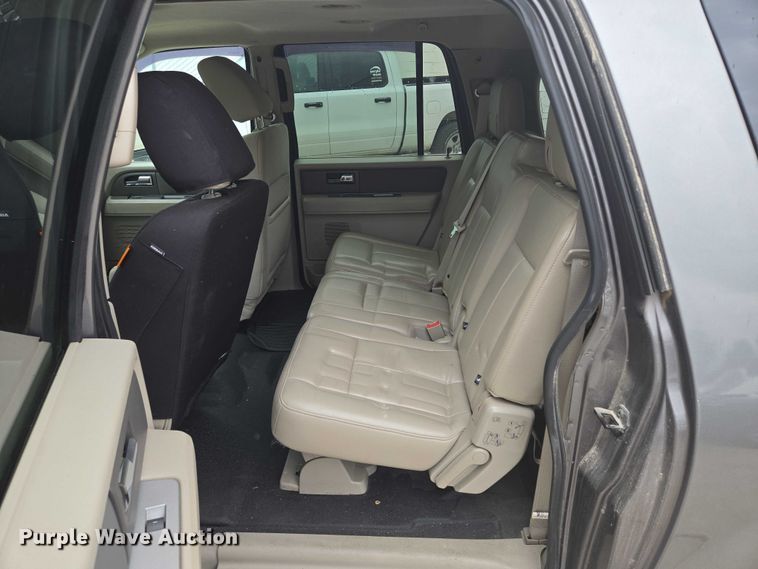 image for item EF1566 2011 Ford Expedition XLT SUV