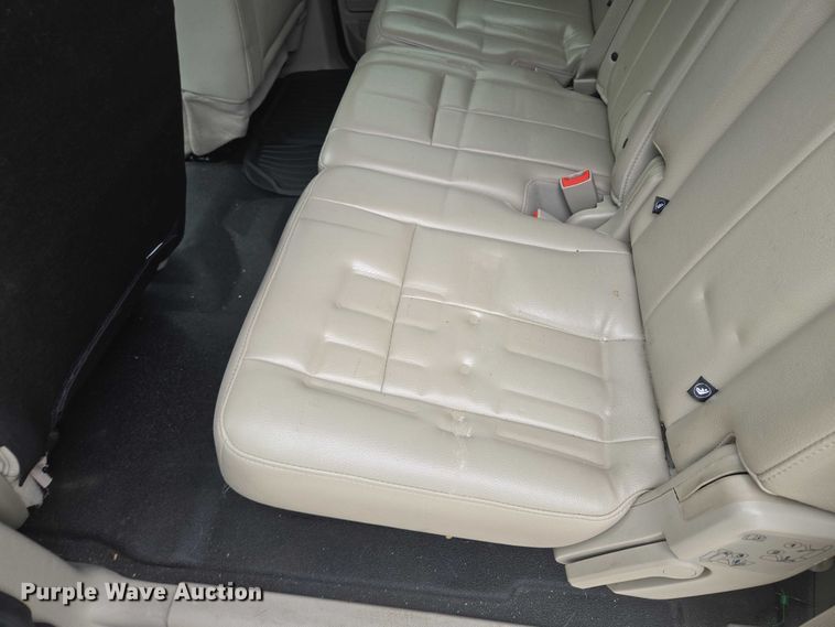 image for item EF1566 2011 Ford Expedition XLT SUV