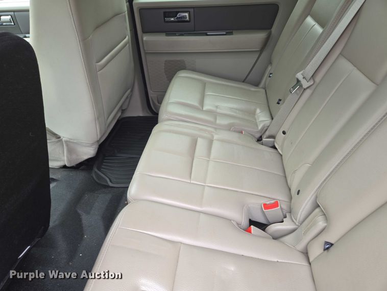 image for item EF1566 2011 Ford Expedition XLT SUV