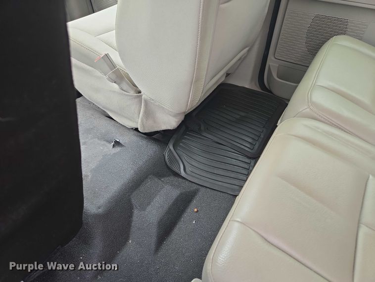 image for item EF1566 2011 Ford Expedition XLT SUV