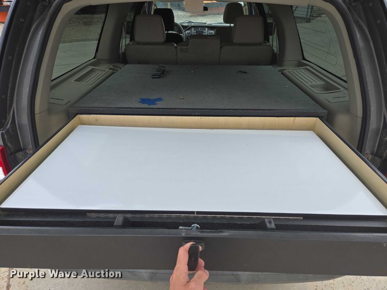 image for item EF1566 2011 Ford Expedition XLT SUV