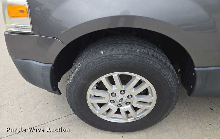 image for item EF1566 2011 Ford Expedition XLT SUV