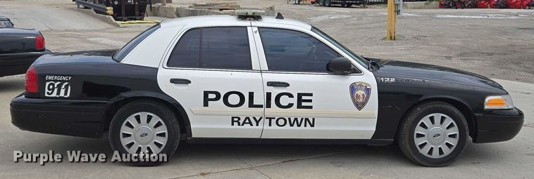 image for item EF1567 2010 Ford Crown Victoria Police Interceptor  