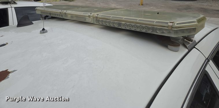 image for item EF1567 2010 Ford Crown Victoria Police Interceptor  