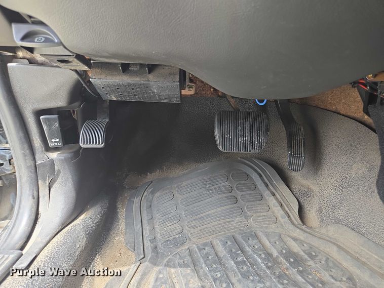 image for item EF1567 2010 Ford Crown Victoria Police Interceptor  