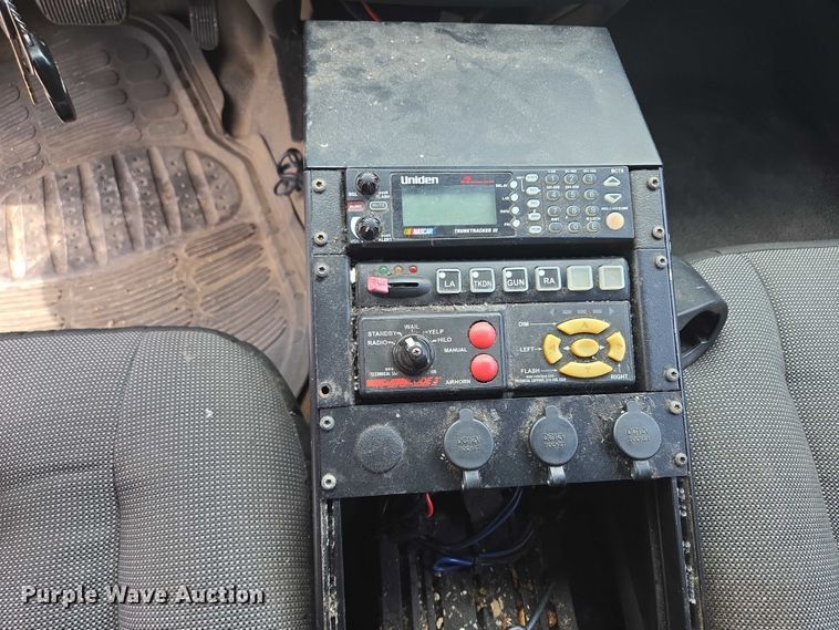 image for item EF1567 2010 Ford Crown Victoria Police Interceptor  