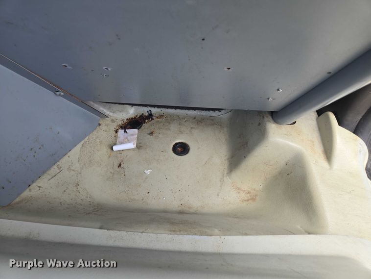 image for item EF1567 2010 Ford Crown Victoria Police Interceptor  