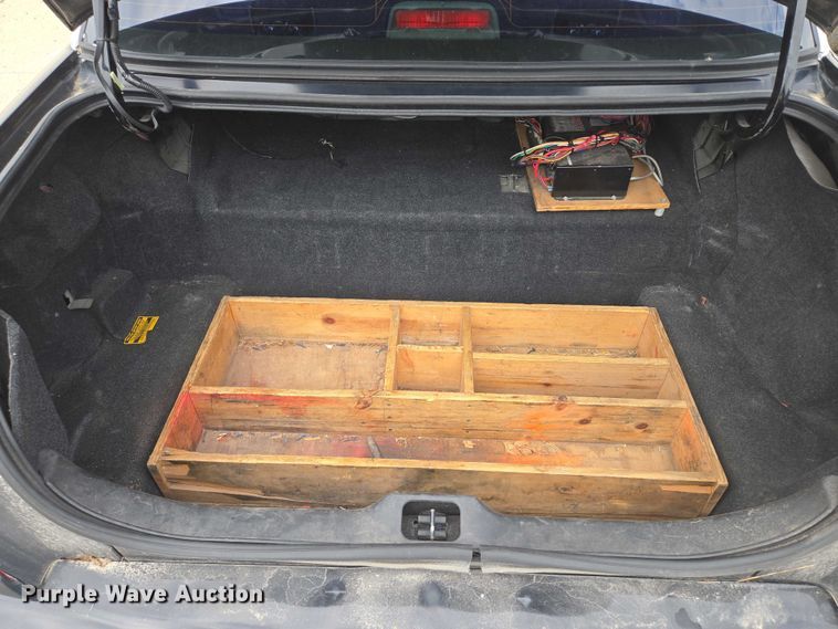 image for item EF1567 2010 Ford Crown Victoria Police Interceptor  