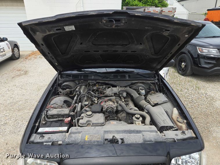 image for item EF1567 2010 Ford Crown Victoria Police Interceptor  