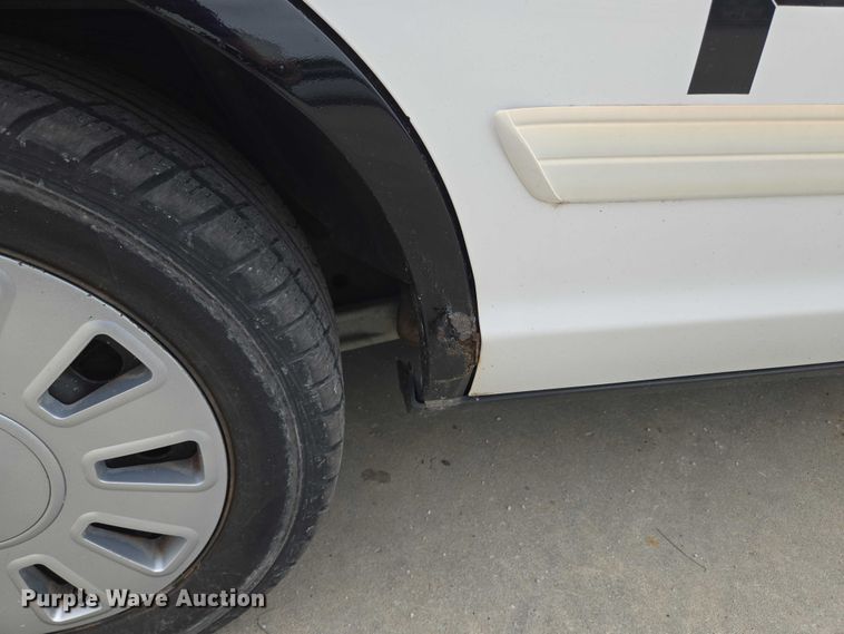 image for item EF1568 2010 Ford Crown Victoria Police Interceptor 