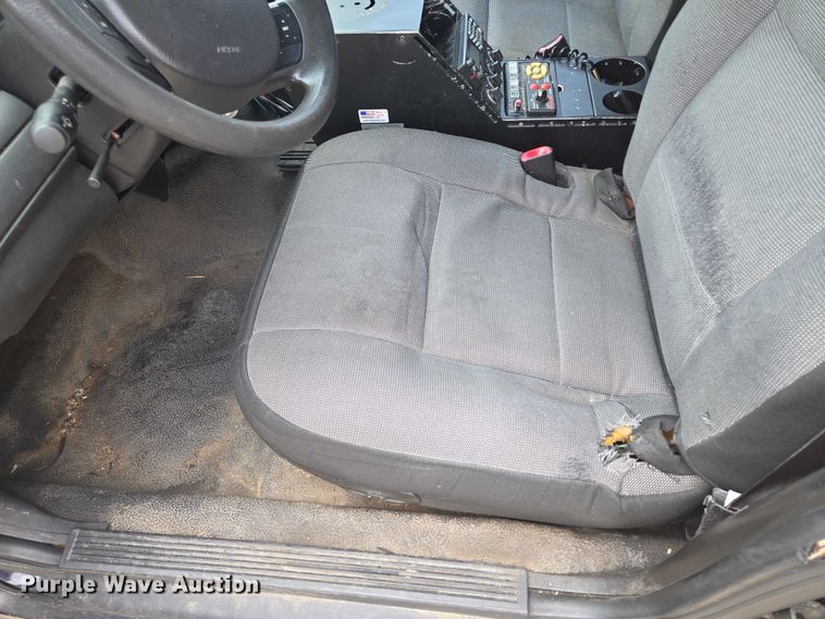 image for item EF1568 2010 Ford Crown Victoria Police Interceptor 