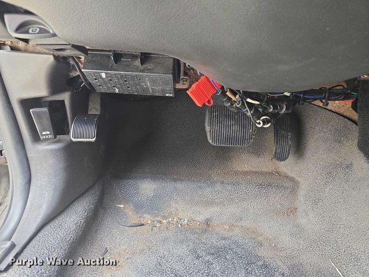 image for item EF1568 2010 Ford Crown Victoria Police Interceptor 