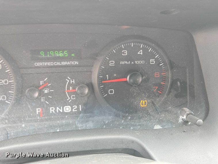 image for item EF1568 2010 Ford Crown Victoria Police Interceptor 