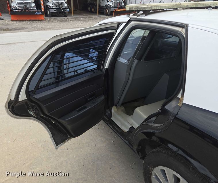 image for item EF1568 2010 Ford Crown Victoria Police Interceptor 