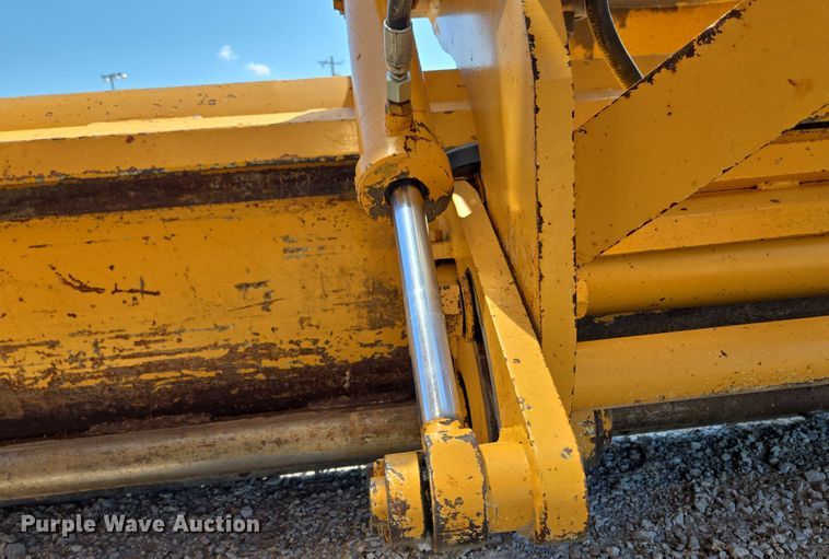 image for item EF1576 1993 Champion 720A motor grader