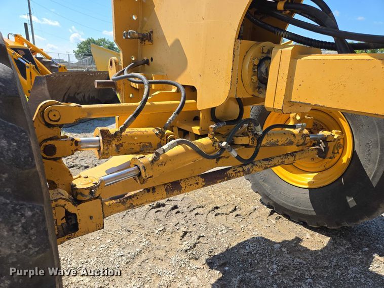 image for item EF1576 1993 Champion 720A motor grader