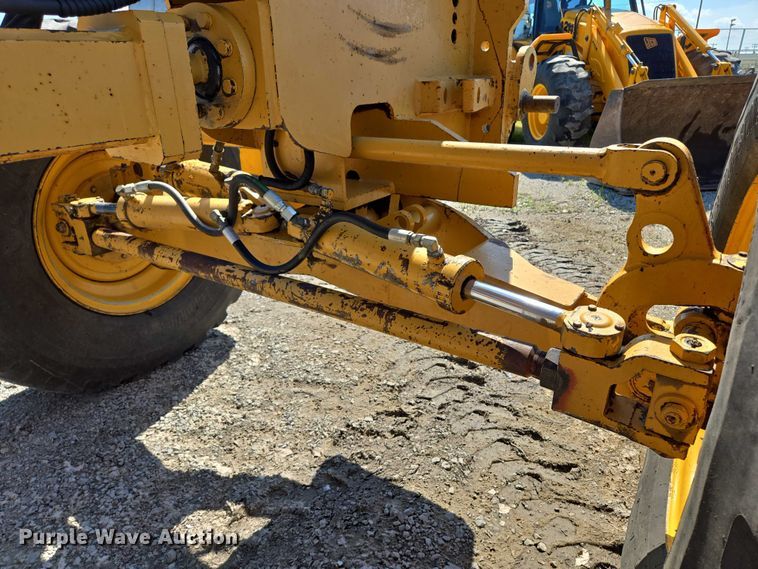 image for item EF1576 1993 Champion 720A motor grader