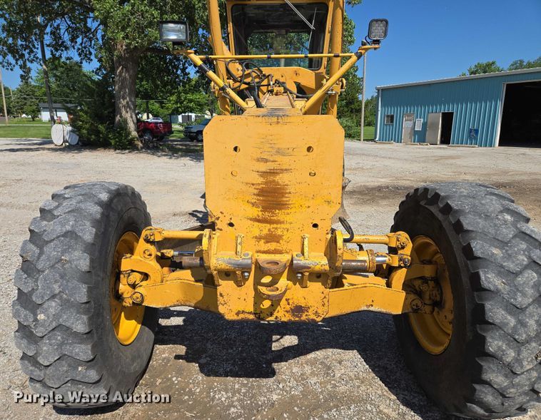 image for item EF1576 1993 Champion 720A motor grader
